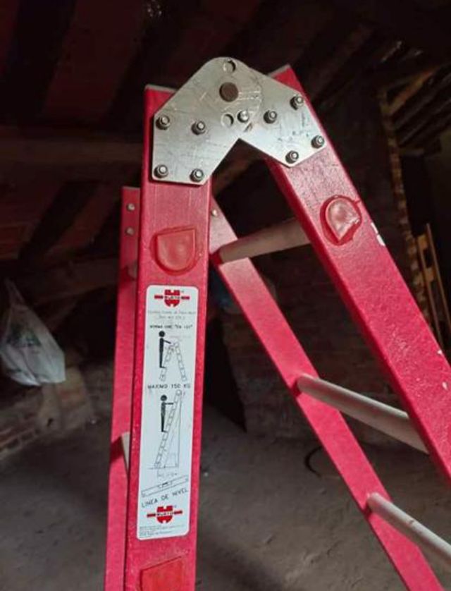 Nueva escalera combi fibra wurth