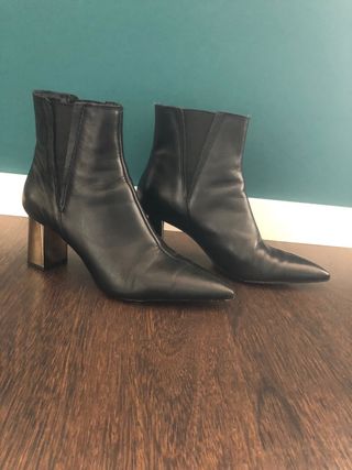 Botines negros Zara