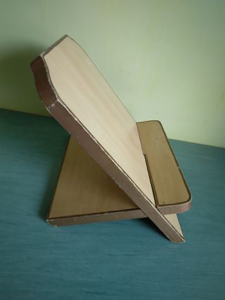 Antiguo Atril Religioso de madera  apoya libros