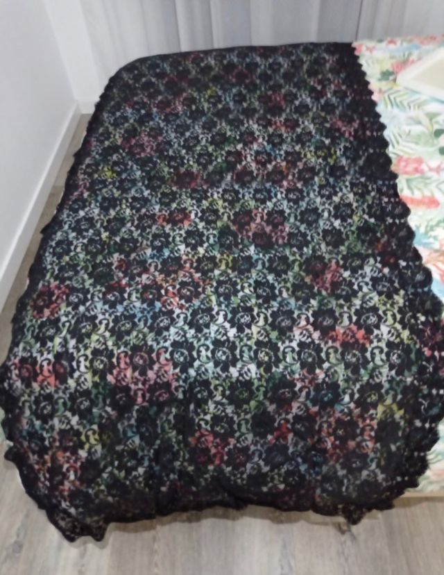 Mantilla negra