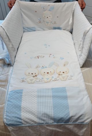 Funda,relleno,y chichonera de cuna