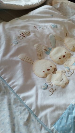 Funda,relleno,y chichonera de cuna