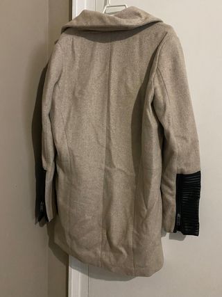 Abrigo beige Bershka