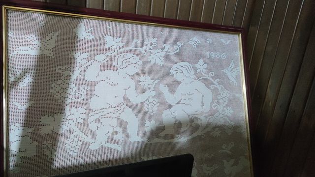 quadro all uncinetto