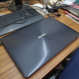 ASUS F555L i5 8gb 480gb ssd