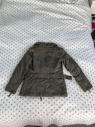 Cazadora Zara verde caza