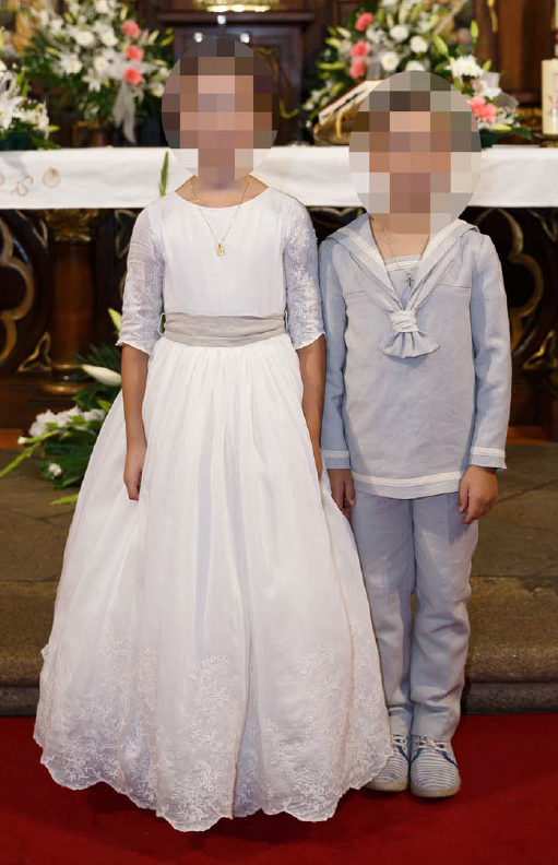 Abito e costume da comunione