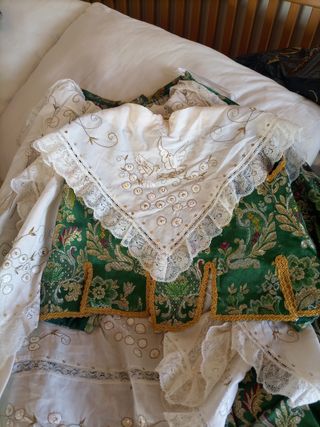 Traje huertana niña