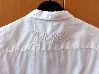 Camisa" Napapijri Geographic". Sin usar 