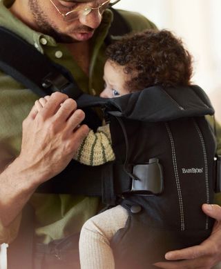 MOCHILA BABYBJÖRN PORTA BEBÉ ONE