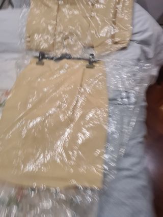 Traje de chaqueta muy de vestir.Primavera- verano.