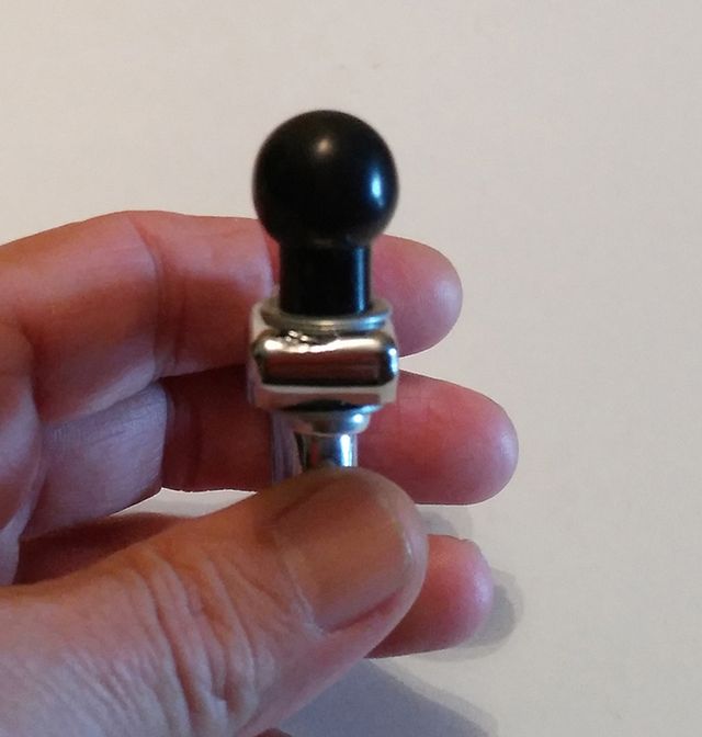 Soporte con bola de 16mm para gps tomtom y garmin