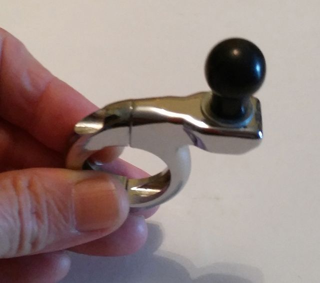 Soporte con bola de 16mm para gps tomtom y garmin