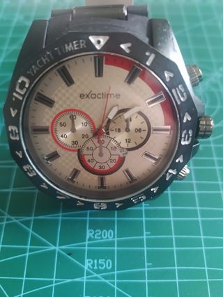 Bonito reloj deportivo