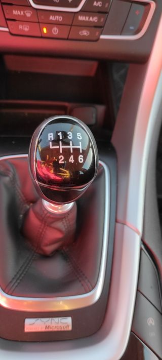 FORD MONDEO FAMILIAR 2.0 150CV