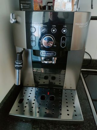 cafetera automática delonghi