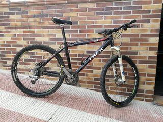 Bicicletra Trek 8000