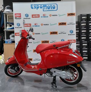 VESPA 50CC 4T RED