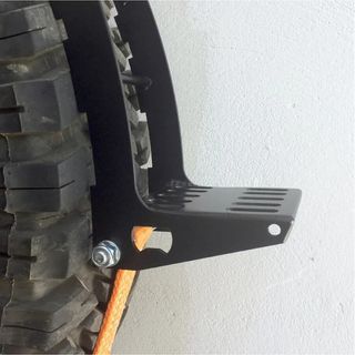 PELDAÑO PARA RUEDA DE REPUESTO KORU