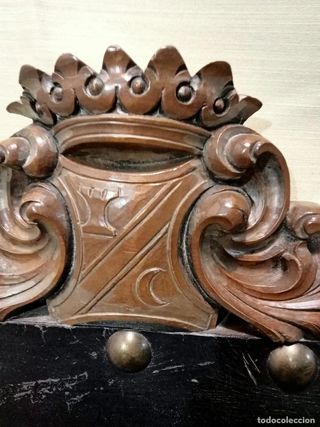 +100 AÑOS SILLON CUERO CASTILLO. LEON BUEN ESTADO