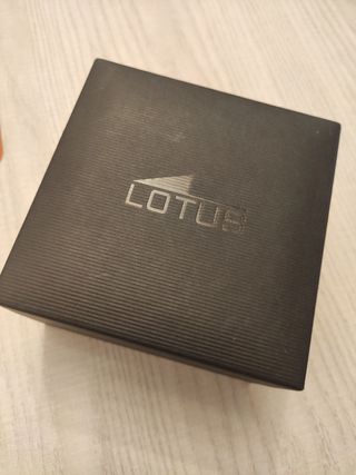 Reloj de pulsera Lotus