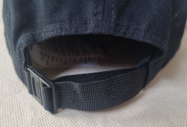 Gorra New balance negra