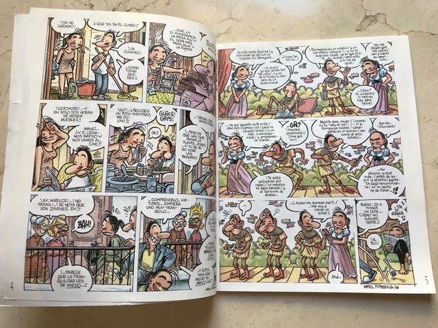 Fumetto. La coppia. Ti amo Puoi mettere giù la spazzatura?