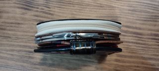 Cartera Temanli piel y charol. REBAJADO