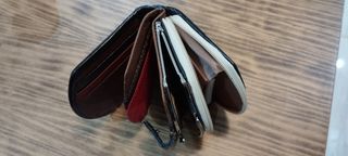 Cartera Temanli piel y charol. REBAJADO