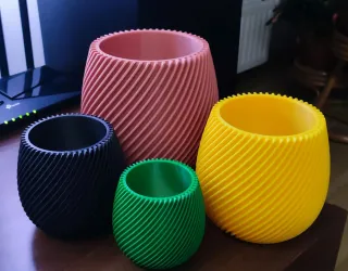 MACETERO EN ESPIRAL PARA PLANTAS