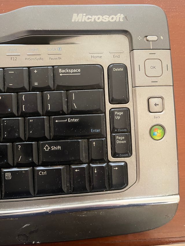 microsoft Wireless tastiera touchpad mouse bluet