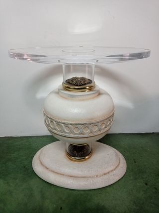 mesa de cristal con pie de bronce