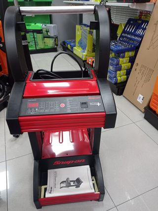 CARGADOR DE BATERÍAS 6-12-24V SNAP-ON