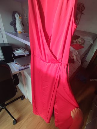 mono rojo evento largo