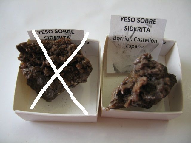 Gesso sobre siderite em caixas 5x5