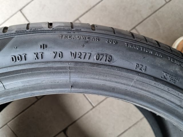 Pirelli 275/35Z R20XL