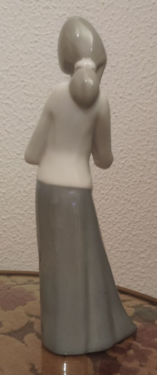 Figura porcelana