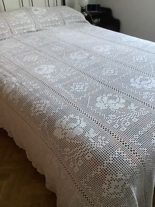 Artesanía. Colcha de algodón