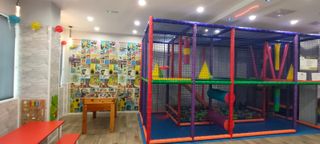 Sala cumpleaños/alquiler/parque bolas/☎666.223.491