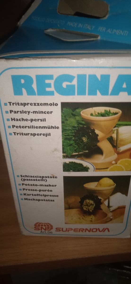 Tritacarne manuale REGINA