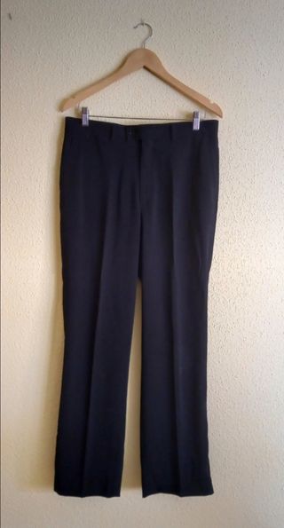 Traje ceremonia, negro