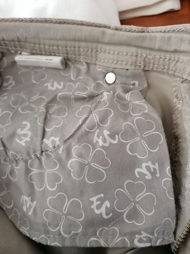 pantaloni elasticizzati beige