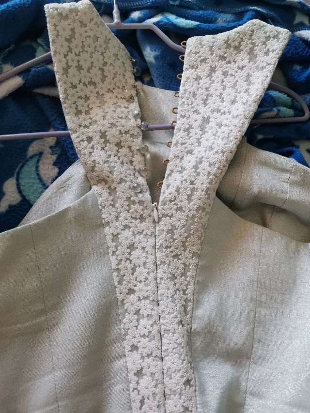 Vestido original verde y champagne de Dulce Lazada