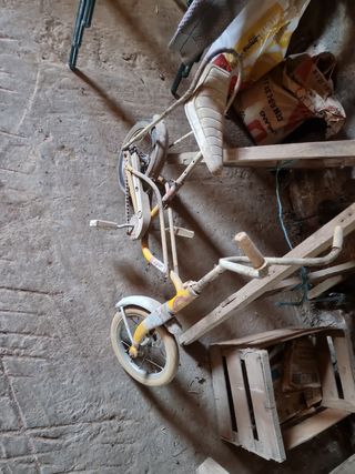 BICICLETA ANTIGUA