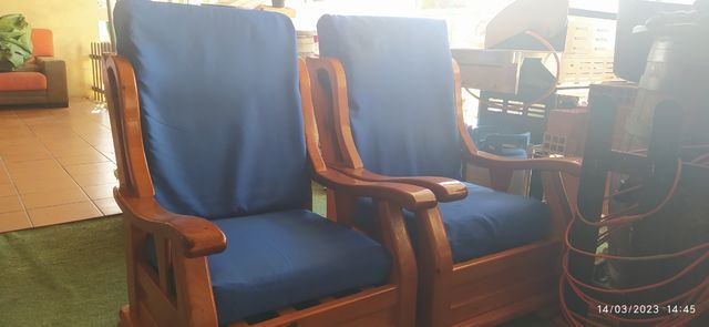 sofa tres plazas y dos butacas