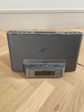 DOC Station SONY ICF-DS15iP