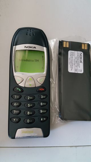 Nokia antiguo 6210 y baterías nuevas