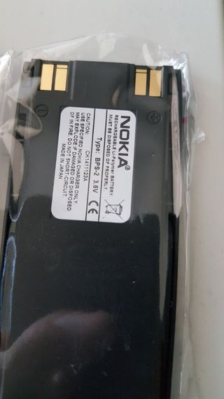 Nokia antiguo 6210 y baterías nuevas