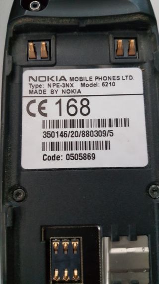 Nokia antiguo 6210 y baterías nuevas
