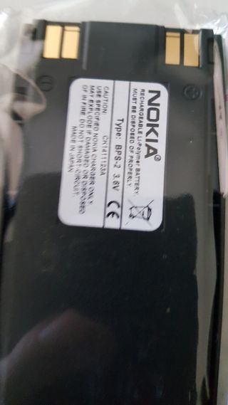 Nokia antiguo 6210 y baterías nuevas